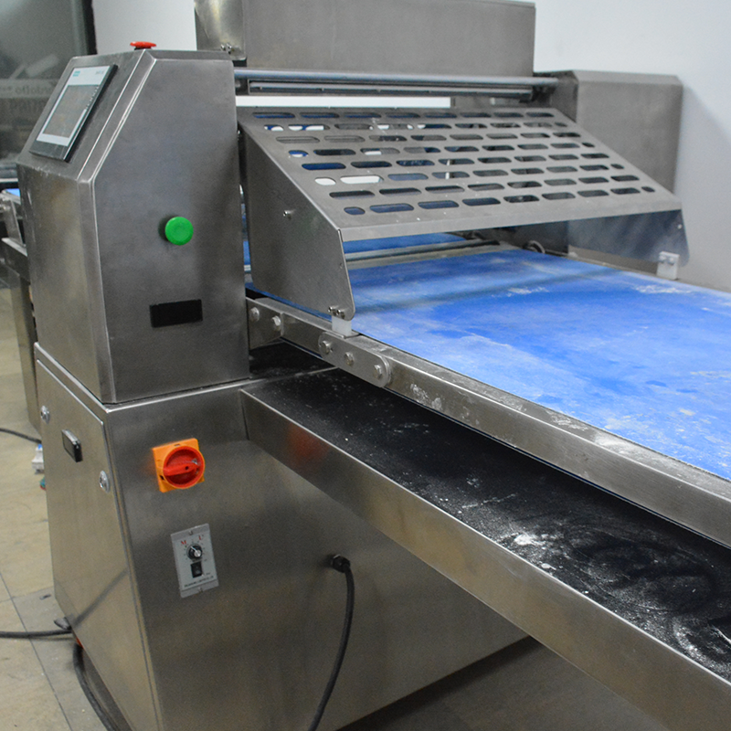 High-speed automatic dough making machine 4G remote control Rolled Dough Commercial Shortener / 2